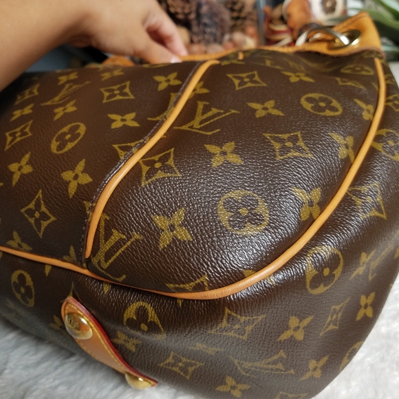 💕Authentic LV Galliera PM Hobo Bag Monogram - Picture 12 of 16